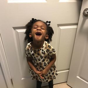 Meet your Posher, Claresa